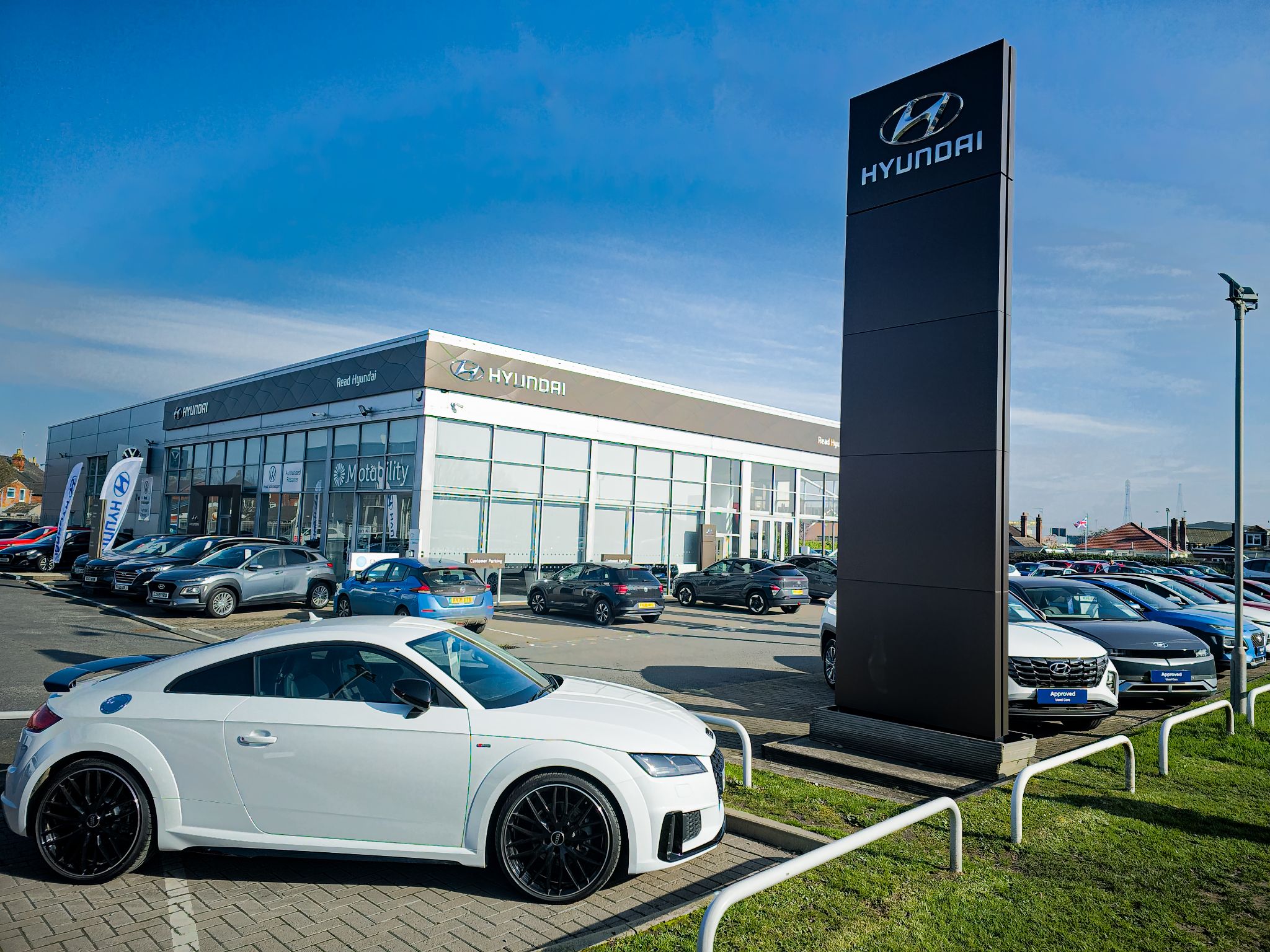 Read Hyundai Boston | Car dealership in Boston | Autotrader